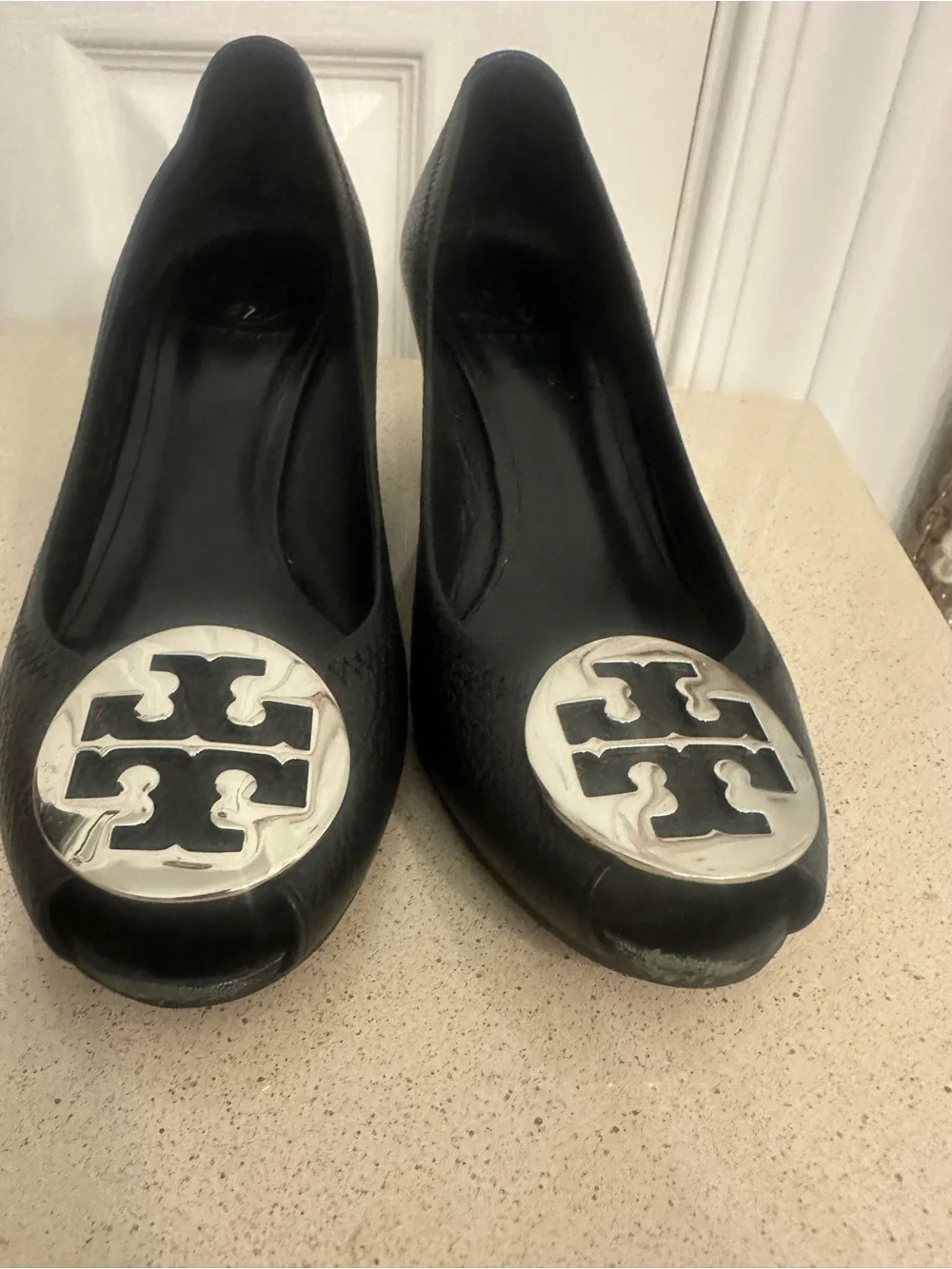 Tory Burch Black Leather Wedge Pumps with Silver Logo Women’s